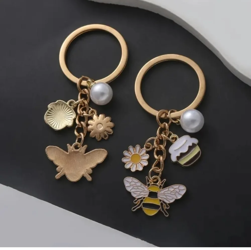 Bee, Honey pot , Daisy and Pearl  Keychain